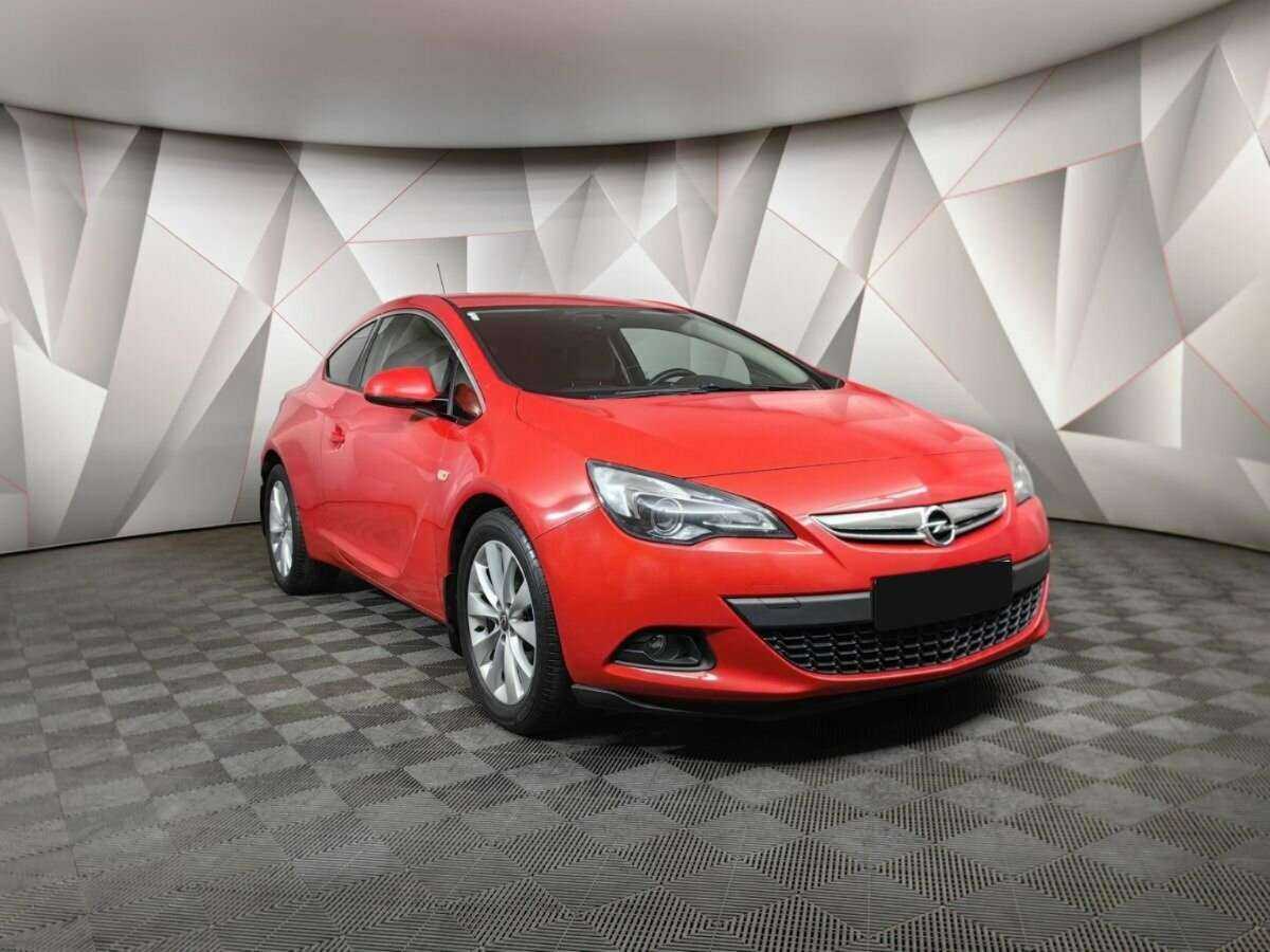 Opel Astra GTC, 2012 - фото №3