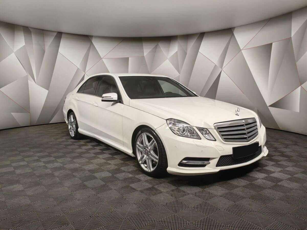 Mercedes-Benz E-Класс 200 7G-Tronic, 2013 - фото №3