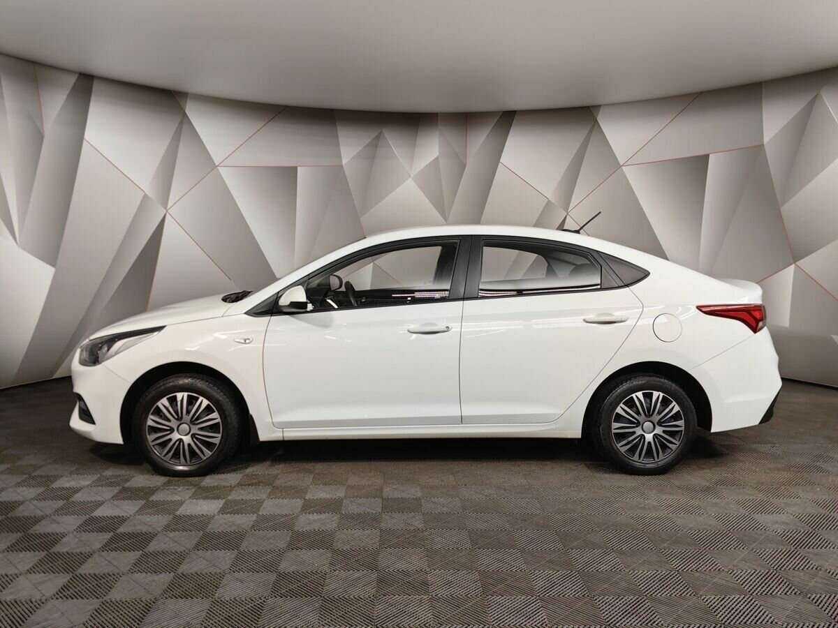 Hyundai Solaris, 2019 - фото №4