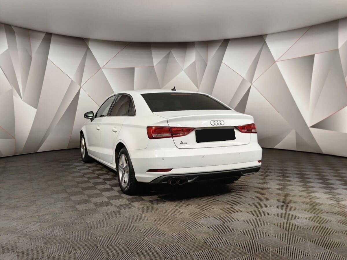 Audi A3, 2019 - фото №4