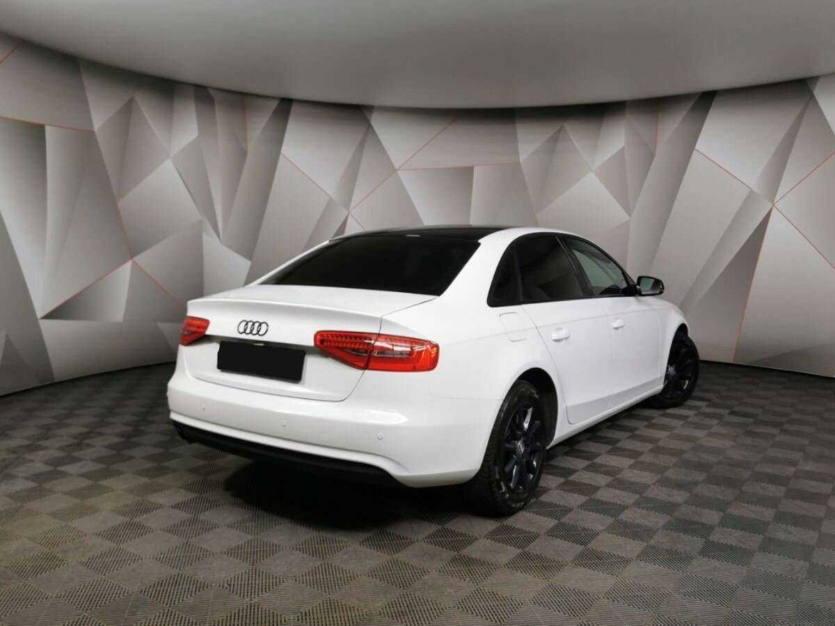 Audi A4, 2012 - фото №2