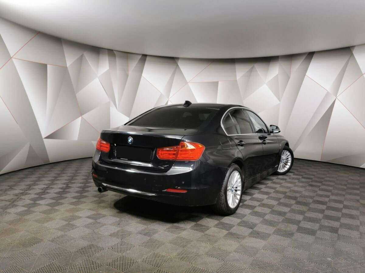 BMW 3 серии 320i, 2013 - фото №2