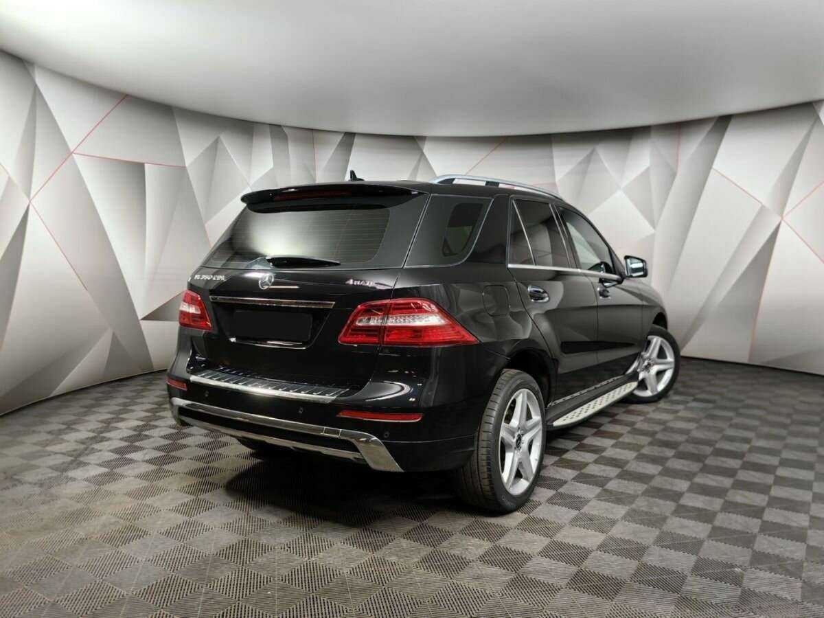 Mercedes-Benz M-Класс 350 CDI, 2013 - фото №2