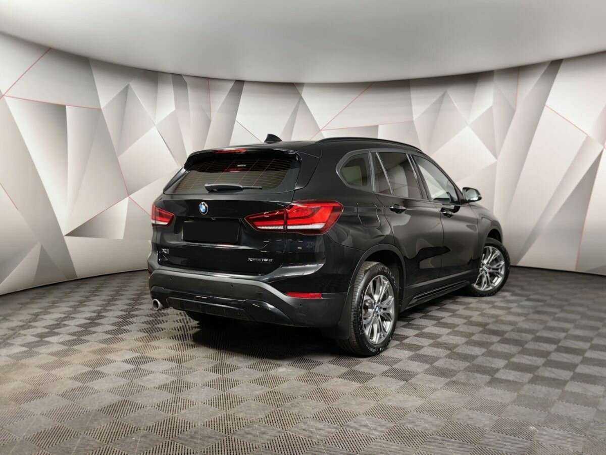 BMW X1 18d xDrive, 2020 - фото №2