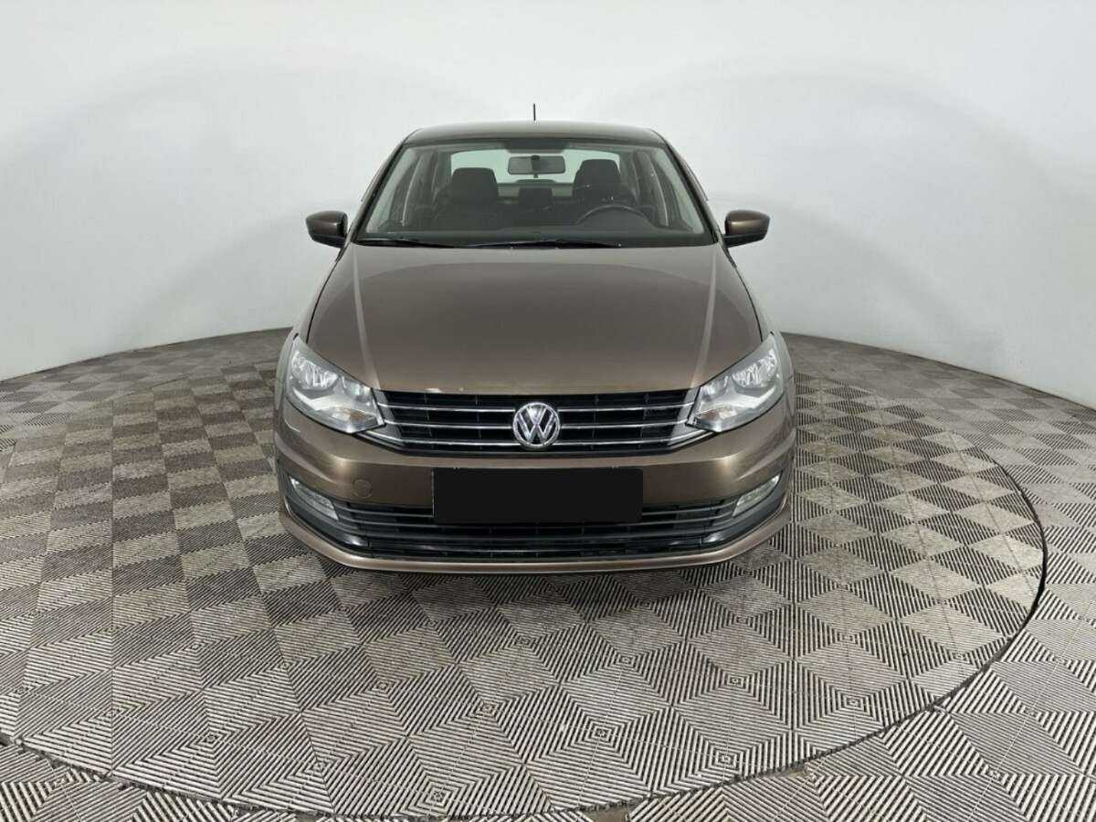 Volkswagen Polo, 2016 - фото №2