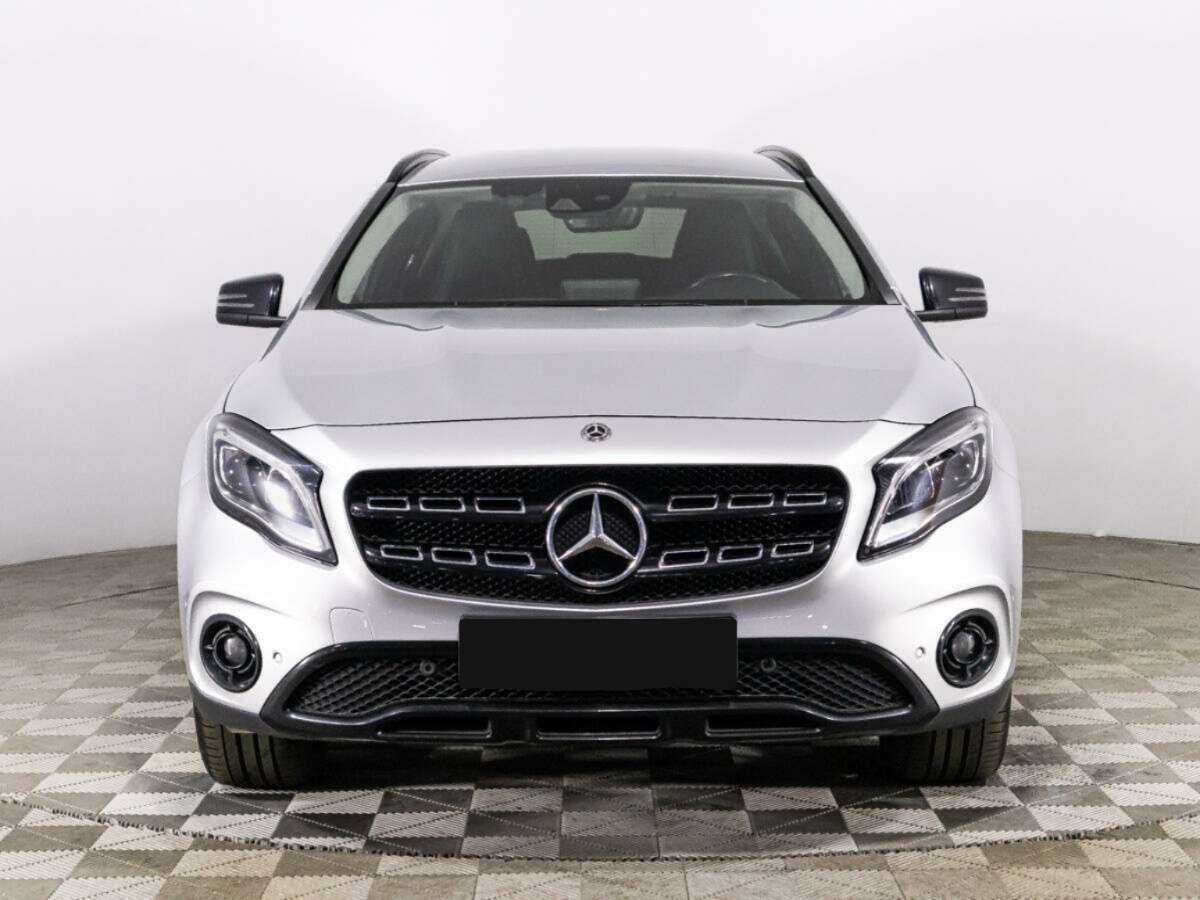 Mercedes-Benz GLA 200, 2019 - фото №2