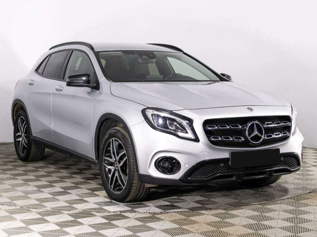 Mercedes-Benz GLA 200, 2019 - фото №3
