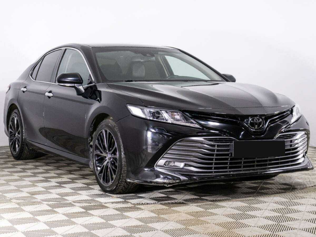 Toyota Camry, 2018 - фото №3