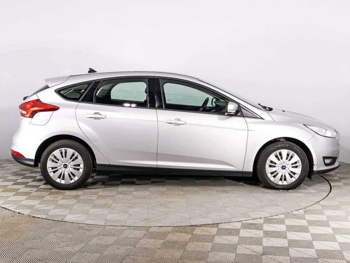 Ford Focus, 2018 - фото №4