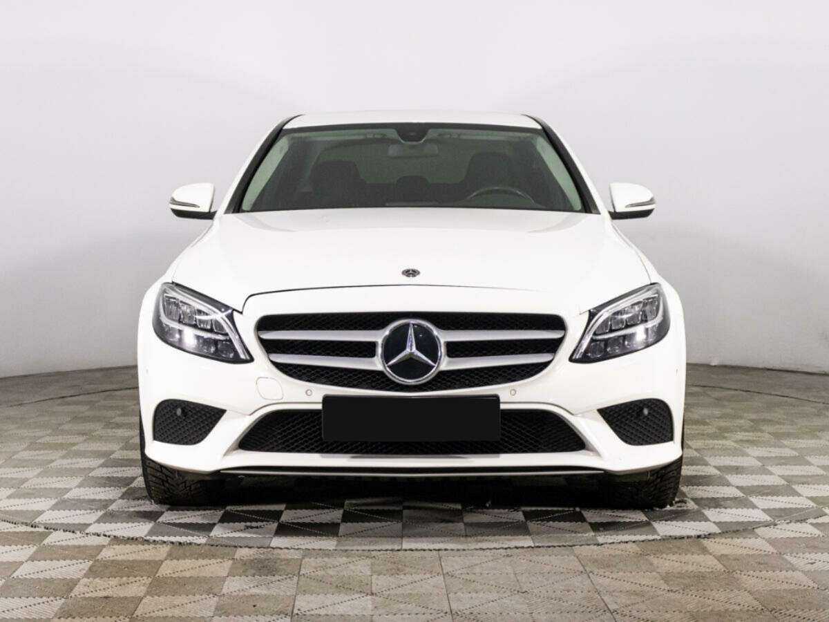 Mercedes-Benz C-Класс 180, 2019 - фото №2