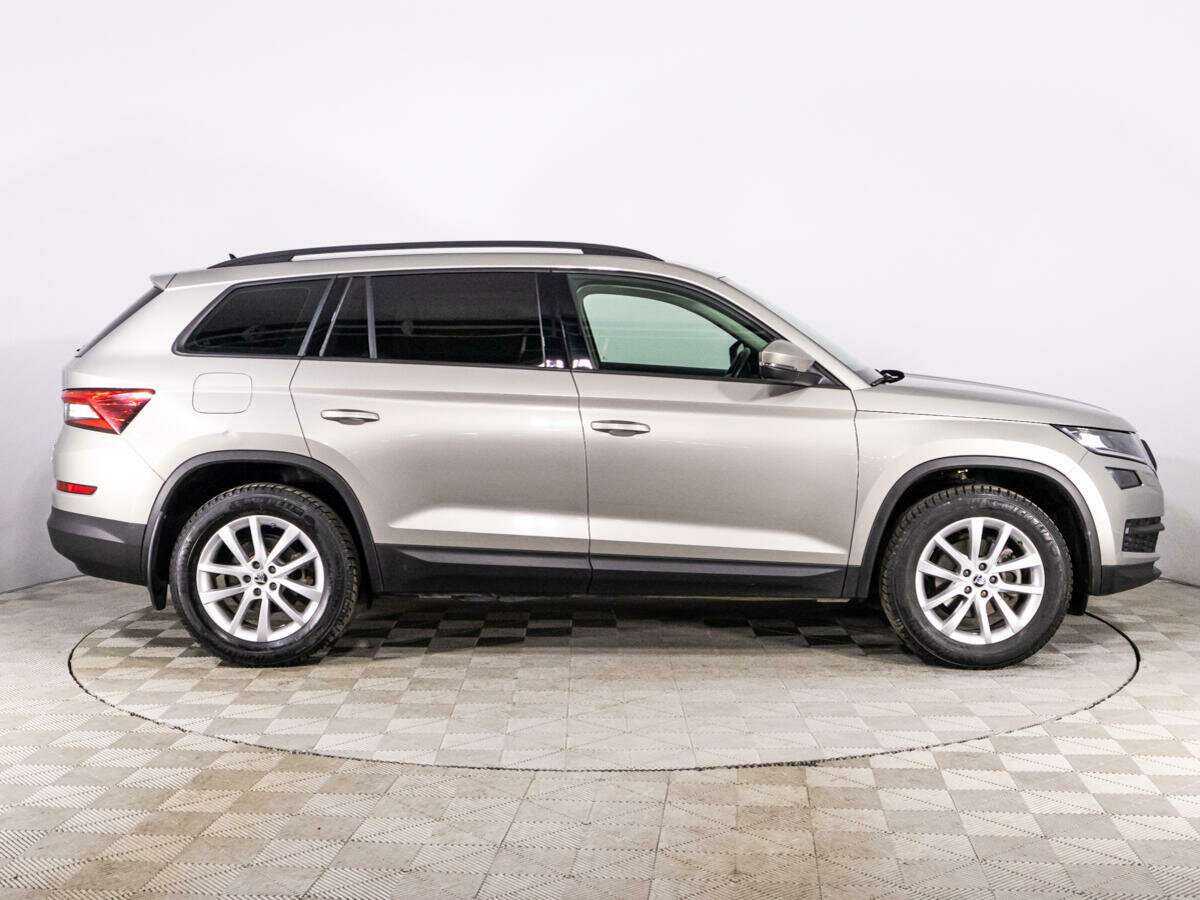 Skoda Kodiaq, 2018 - фото №4