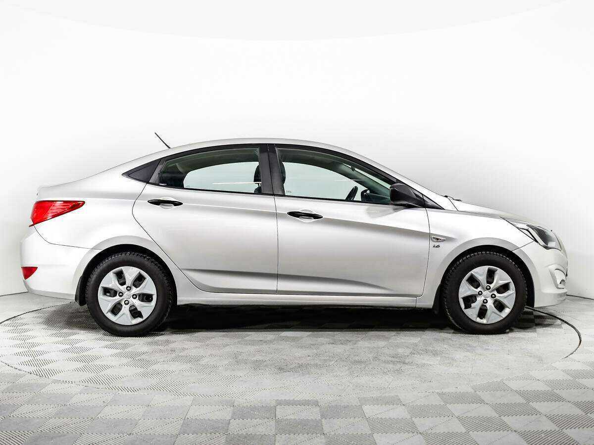 Hyundai Solaris, 2015 - фото №4