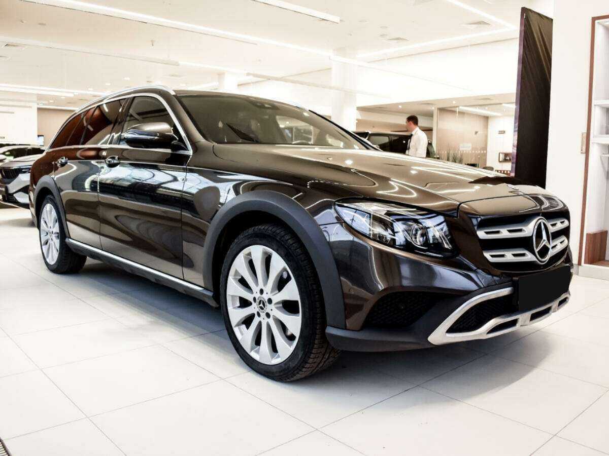 Mercedes-Benz E-Класс All-Terrain 220 d, 2017 - фото №2