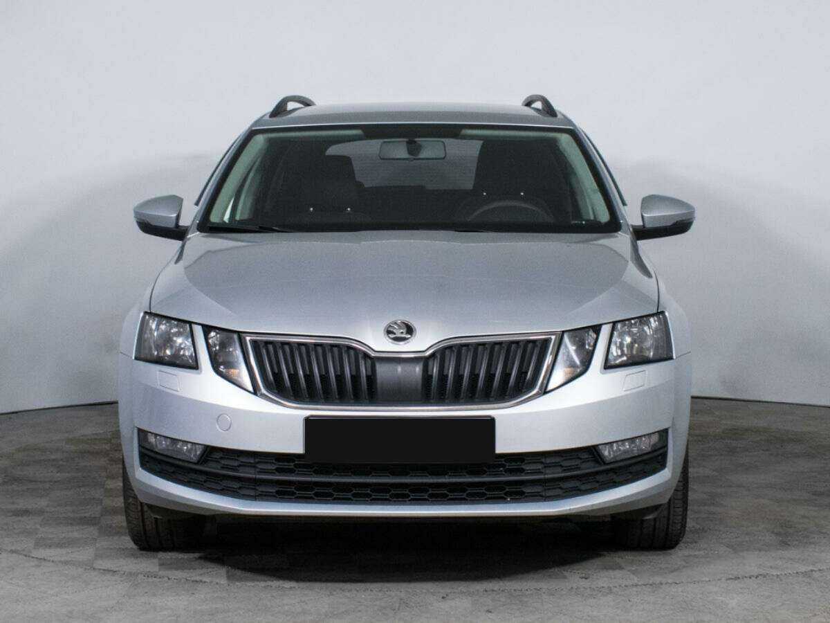 Skoda Octavia, 2018 - фото №2