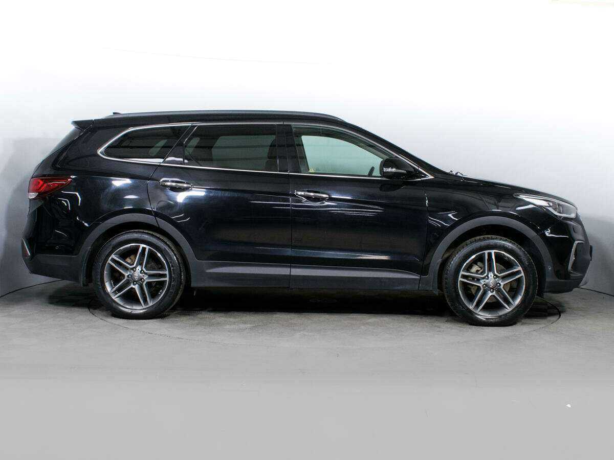 Hyundai Santa Fe Grand, 2017 - фото №4