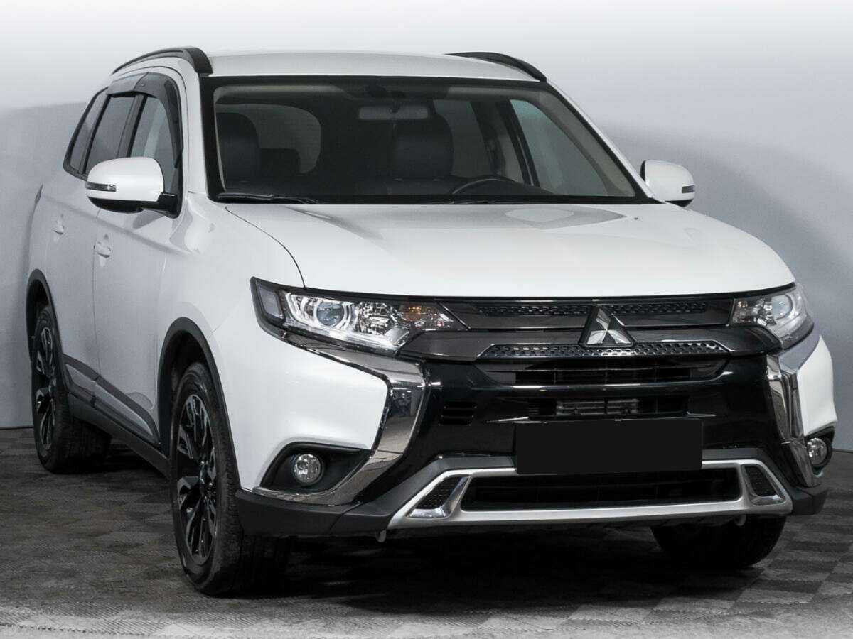 Mitsubishi Outlander, 2021 - фото №3