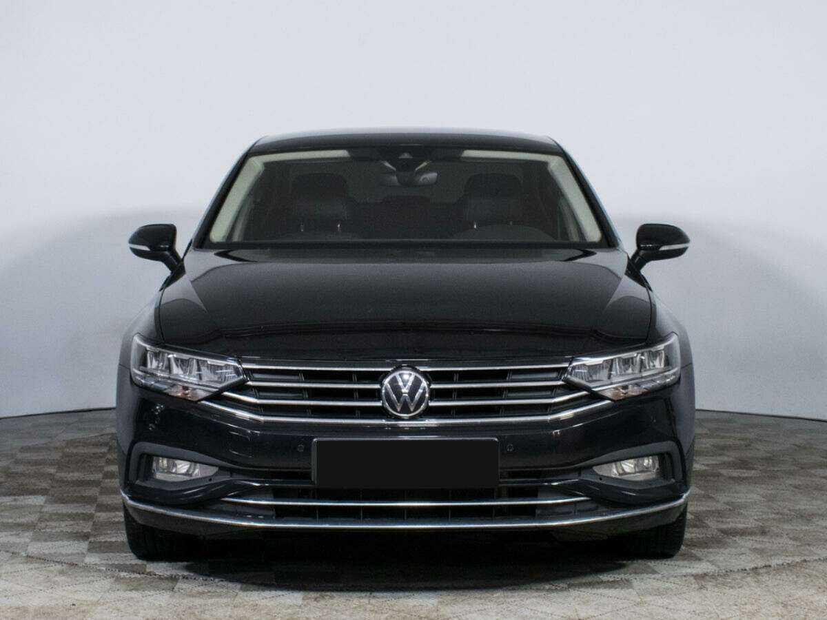 Volkswagen Passat, 2021 - фото №2