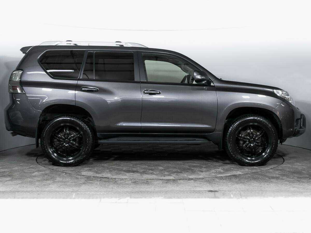 Toyota Land Cruiser Prado, 2012 - фото №4