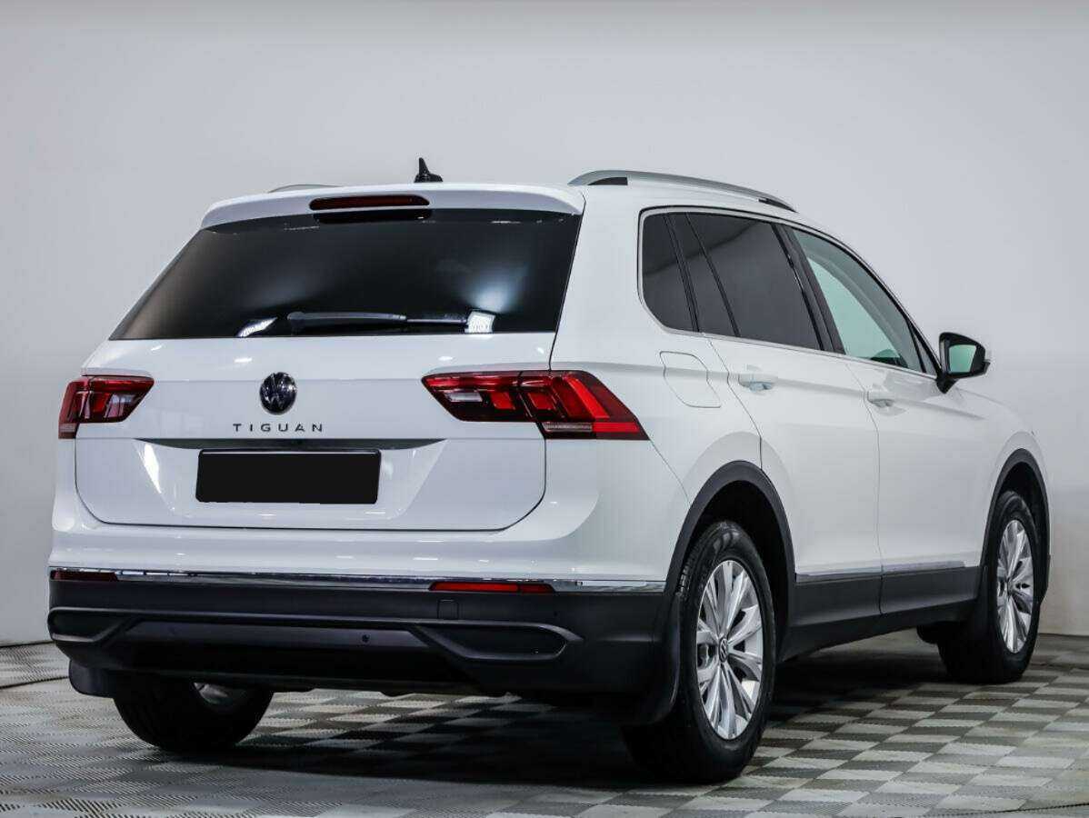 Volkswagen Tiguan, 2020 - фото №4