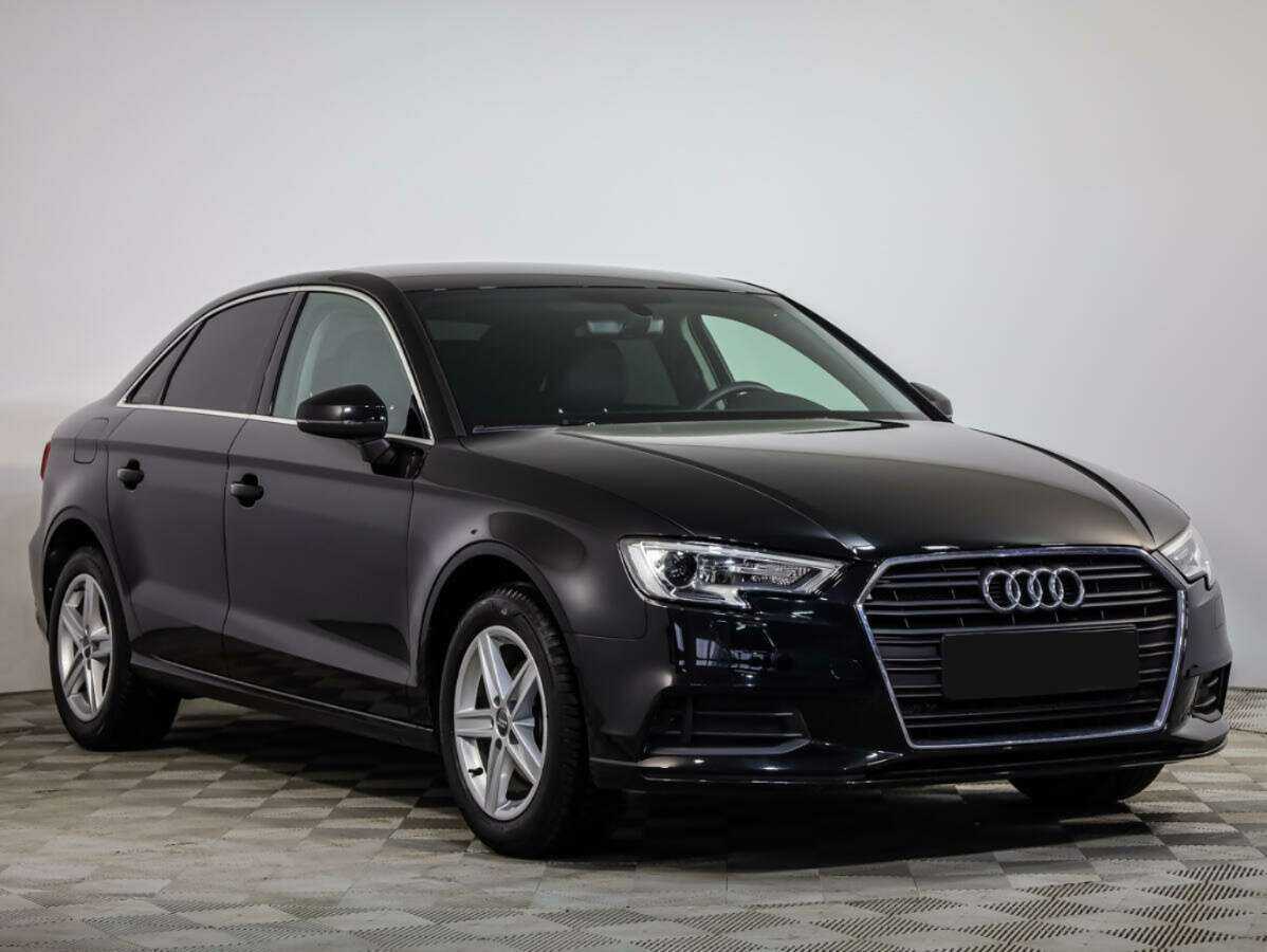 Audi A3, 2019 - фото №2
