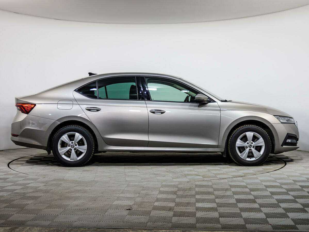 Skoda Octavia, 2020 - фото №3