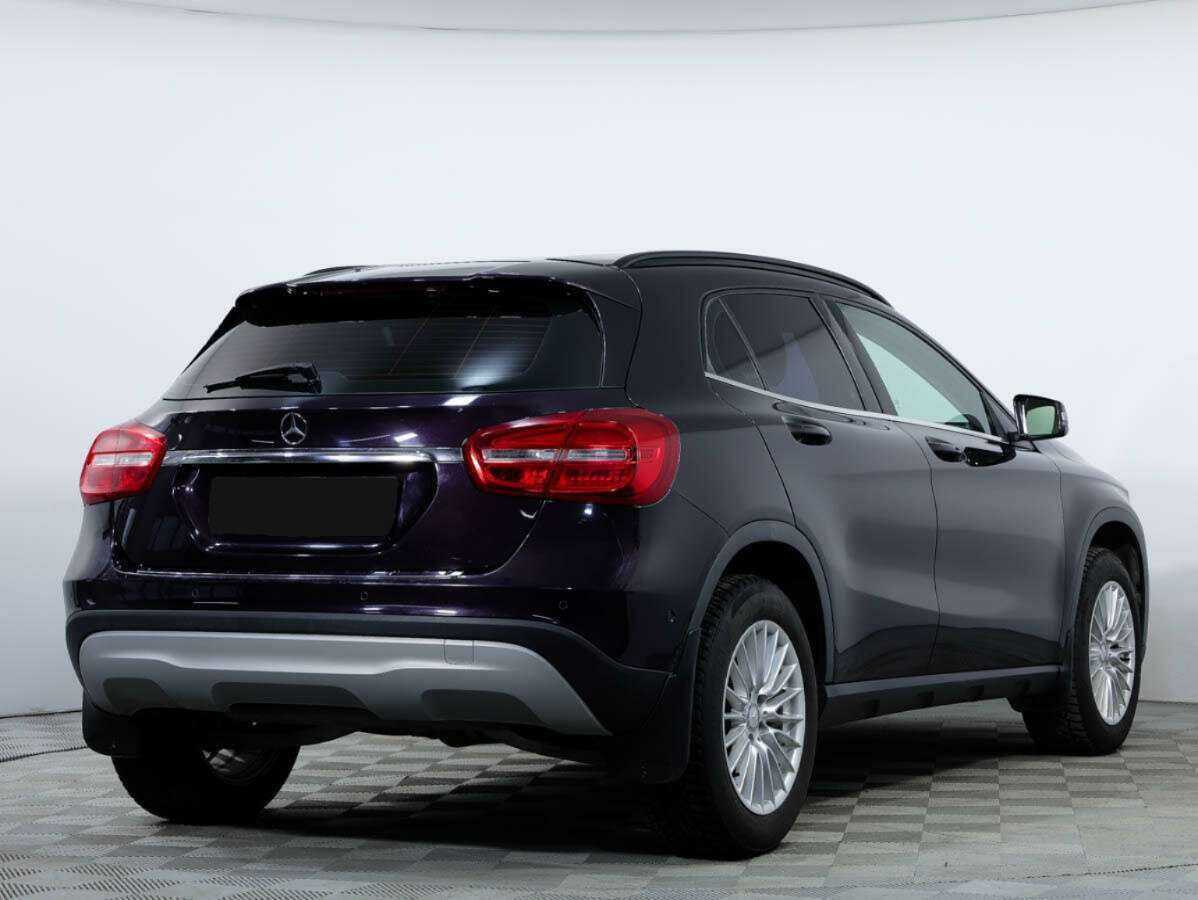 Mercedes-Benz GLA 200, 2015 - фото №4