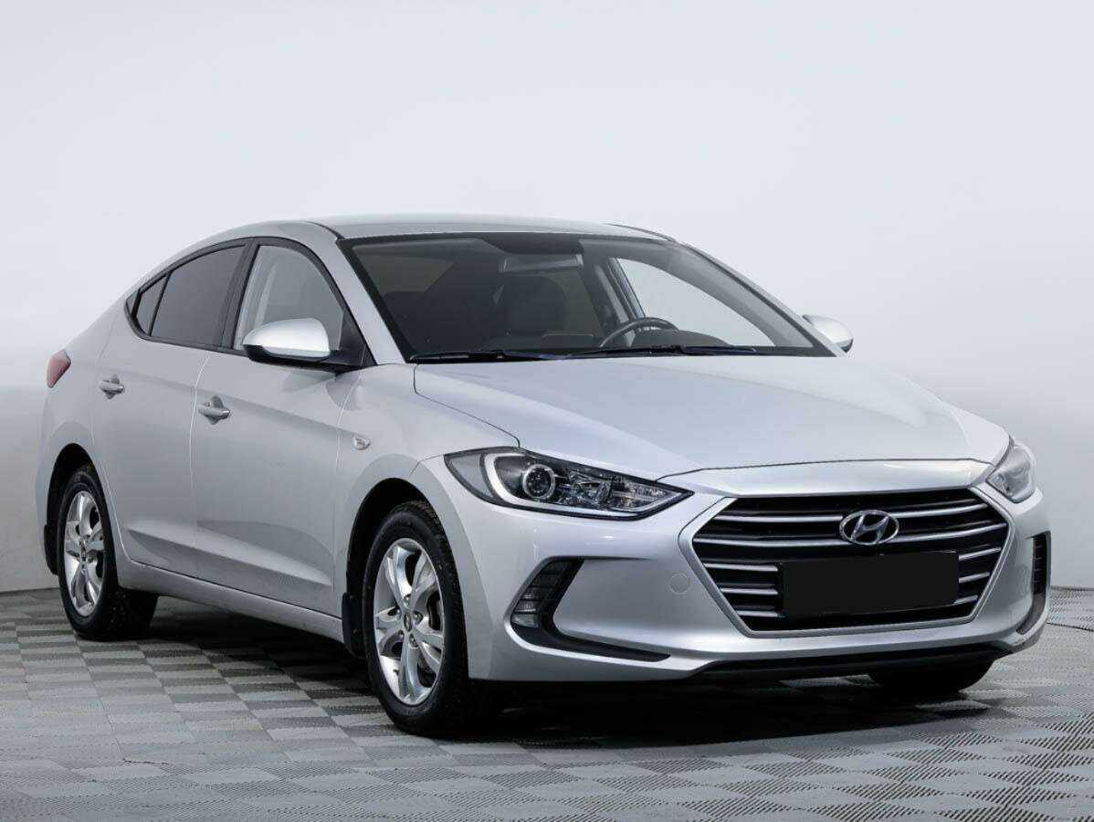 Hyundai Elantra, 2018 - фото №2