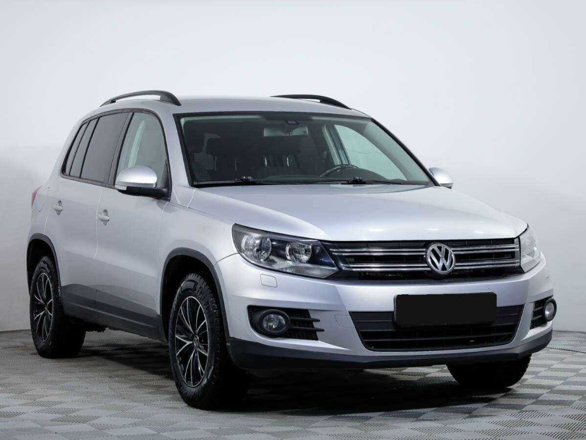 Volkswagen Tiguan, 2012 - фото №2