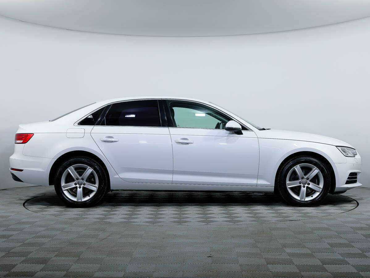 Audi A4, 2015 - фото №3