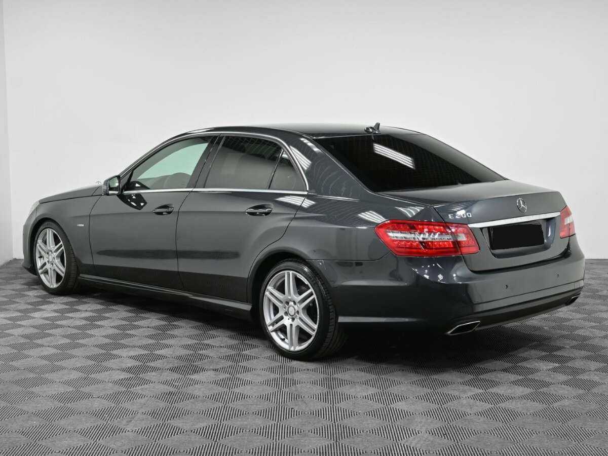 Mercedes-Benz E-Класс 200 7G-Tronic, 2012 - фото №4