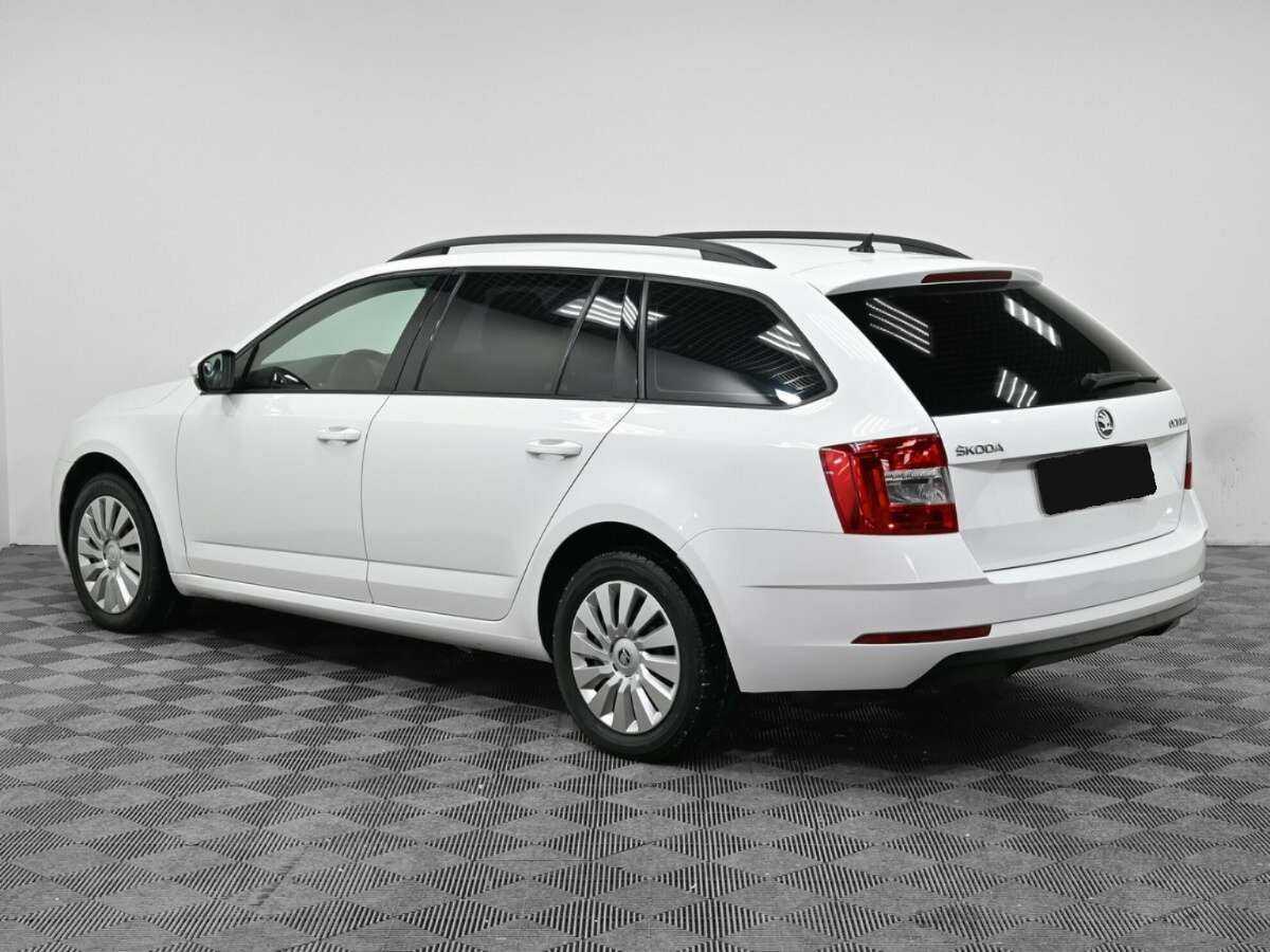 Skoda Octavia, 2017 - фото №4