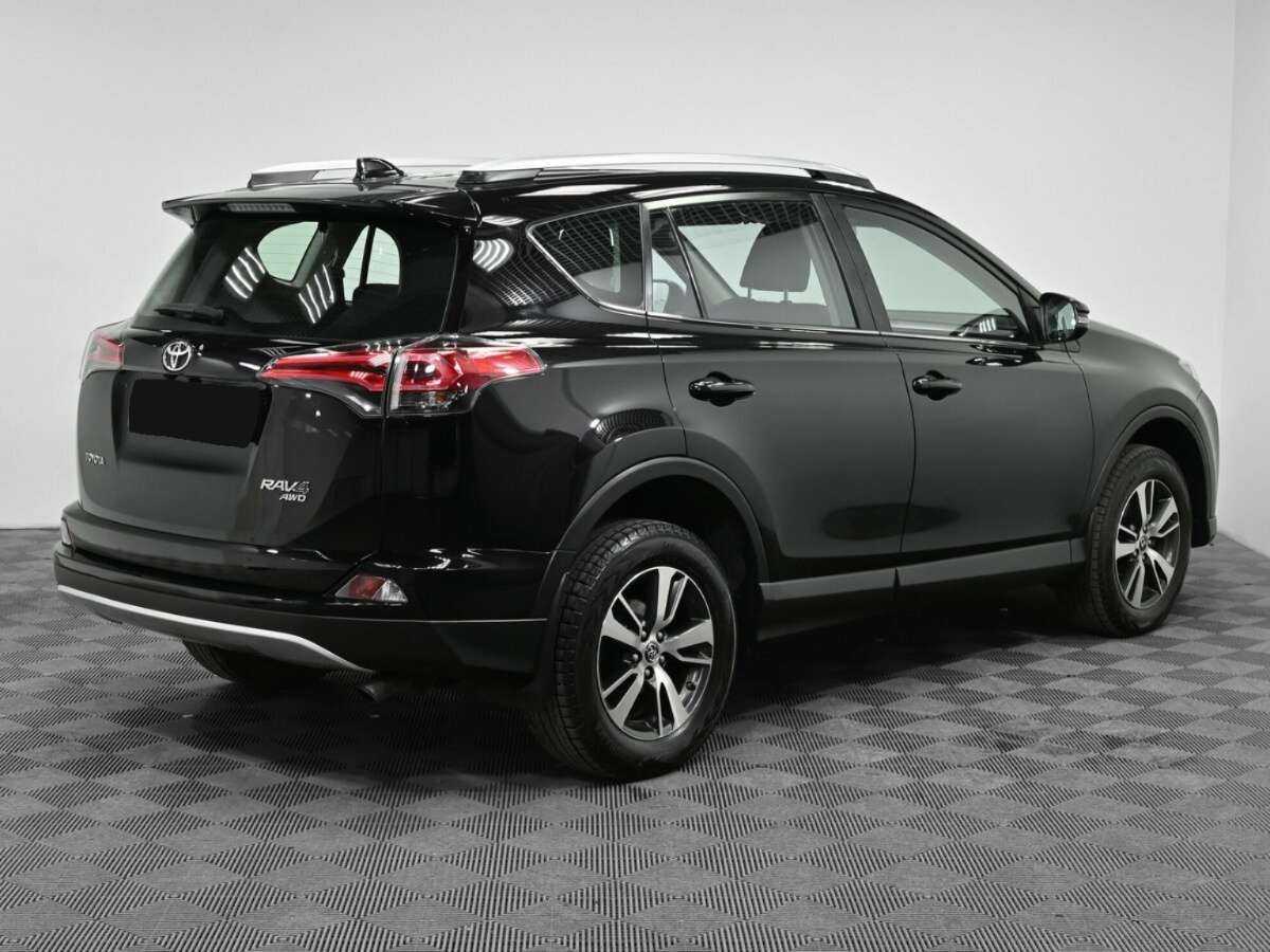 Toyota RAV4, 2018 - фото №2