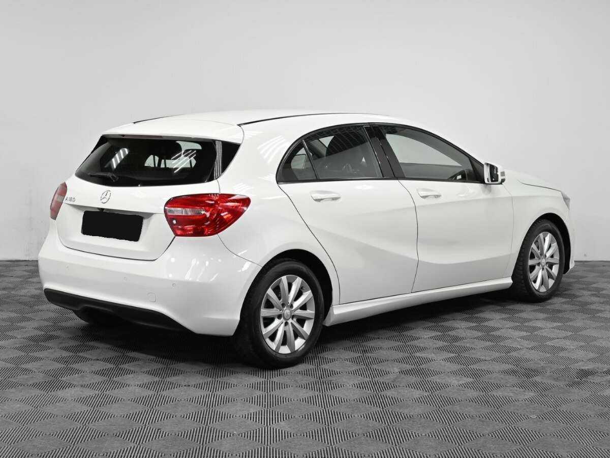 Mercedes-Benz A-Класс 180, 2014 - фото №2