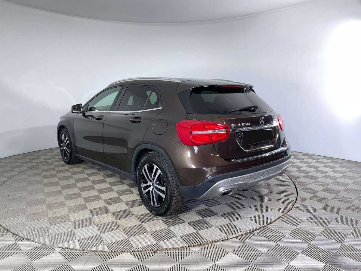 Mercedes-Benz GLA 250, 2014 - фото №4