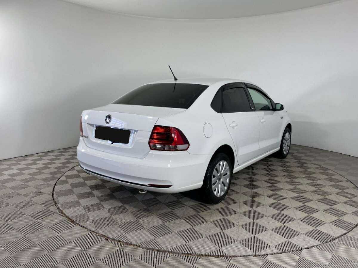 Volkswagen Polo, 2016 - фото №4