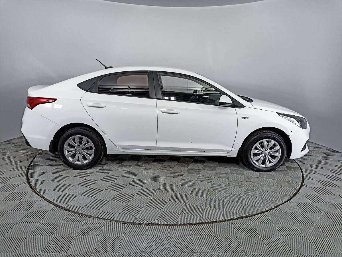Hyundai Solaris, 2018 - фото №4