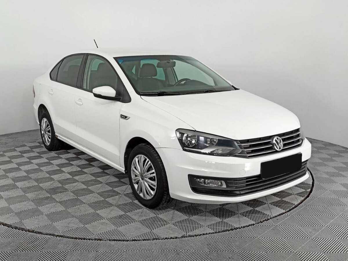 Volkswagen Polo, 2018 - фото №3