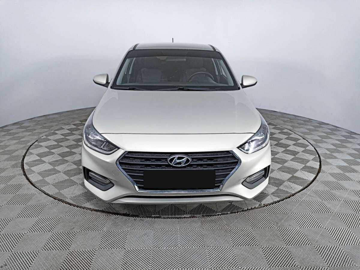 Hyundai Solaris, 2019 - фото №2