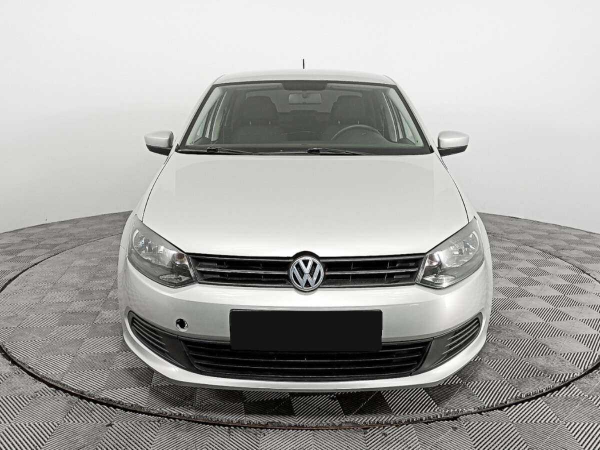 Volkswagen Polo, 2013 - фото №2