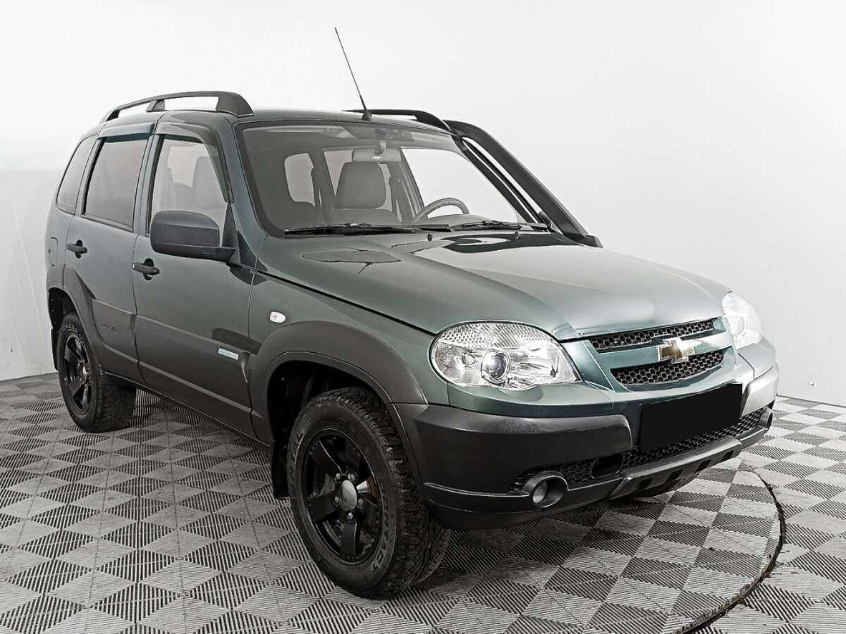 Chevrolet Niva, 2014 - фото №3