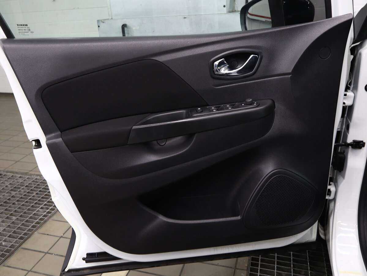 Renault Kaptur, 2017 - фото №4
