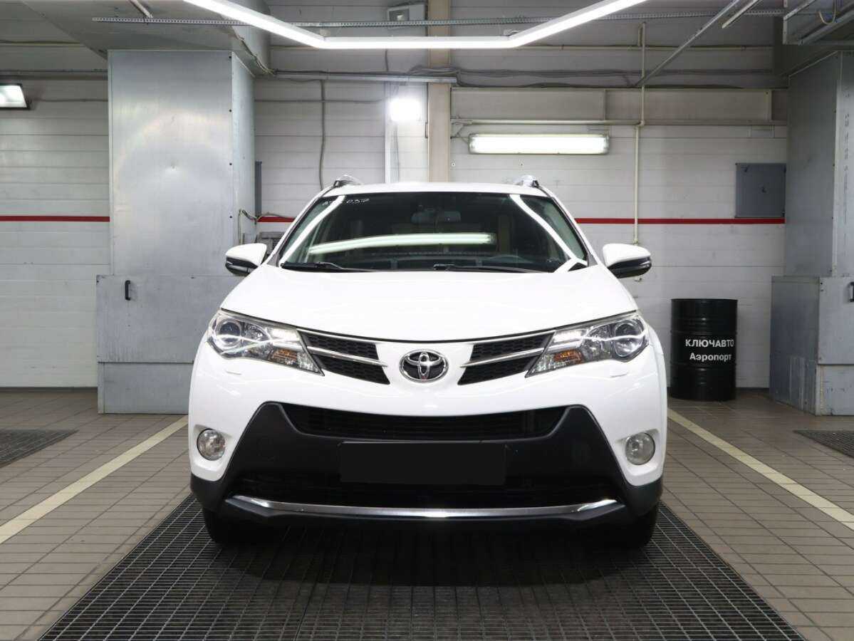 Toyota RAV4, 2014 - фото №2