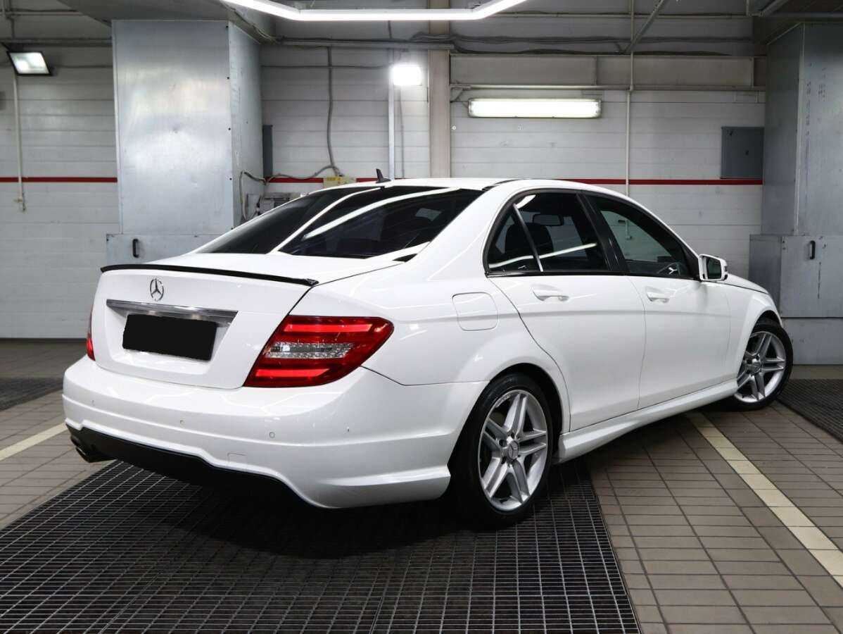 Mercedes-Benz C-Класс 180, 2012 - фото №2