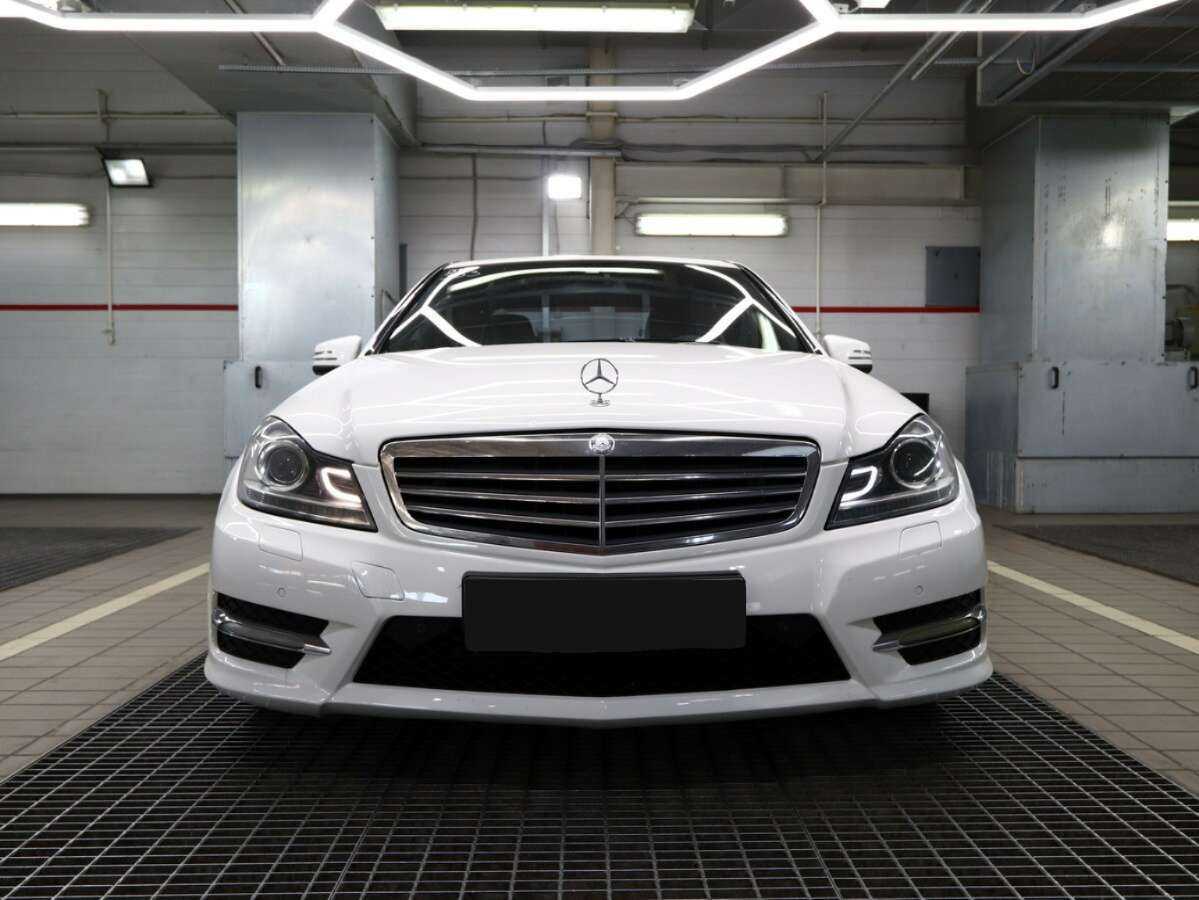 Mercedes-Benz C-Класс 180, 2012 - фото №3