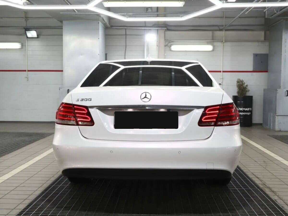 Mercedes-Benz E-Класс 200, 2014 - фото №4