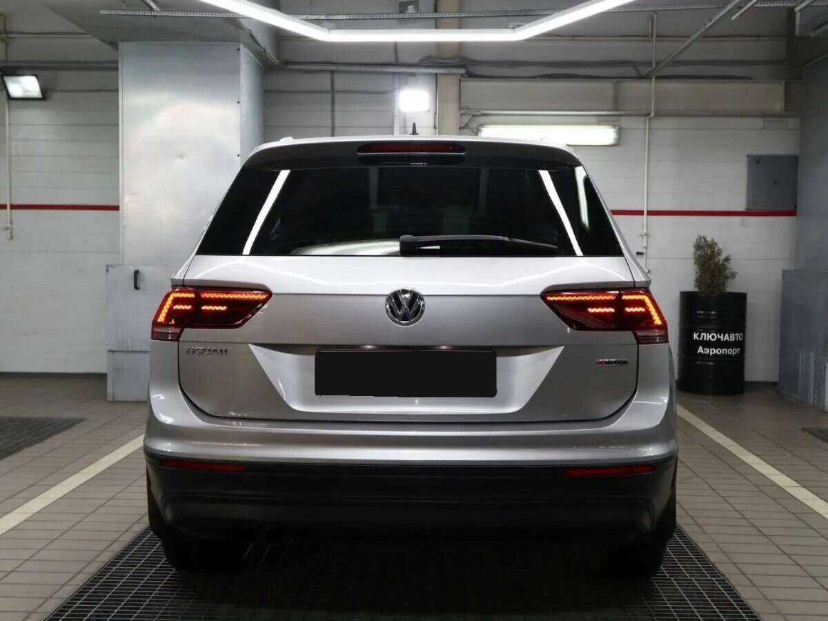 Volkswagen Tiguan, 2018 - фото №4