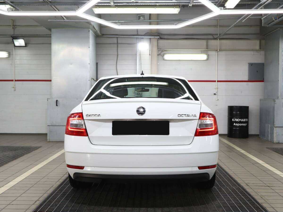 Skoda Octavia, 2018 - фото №4