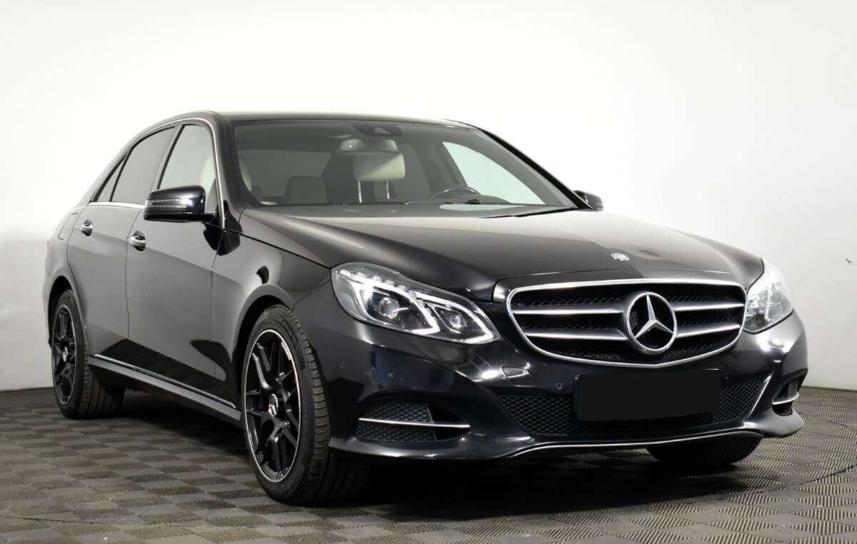Mercedes-Benz E-Класс 300, 2013 - фото №3