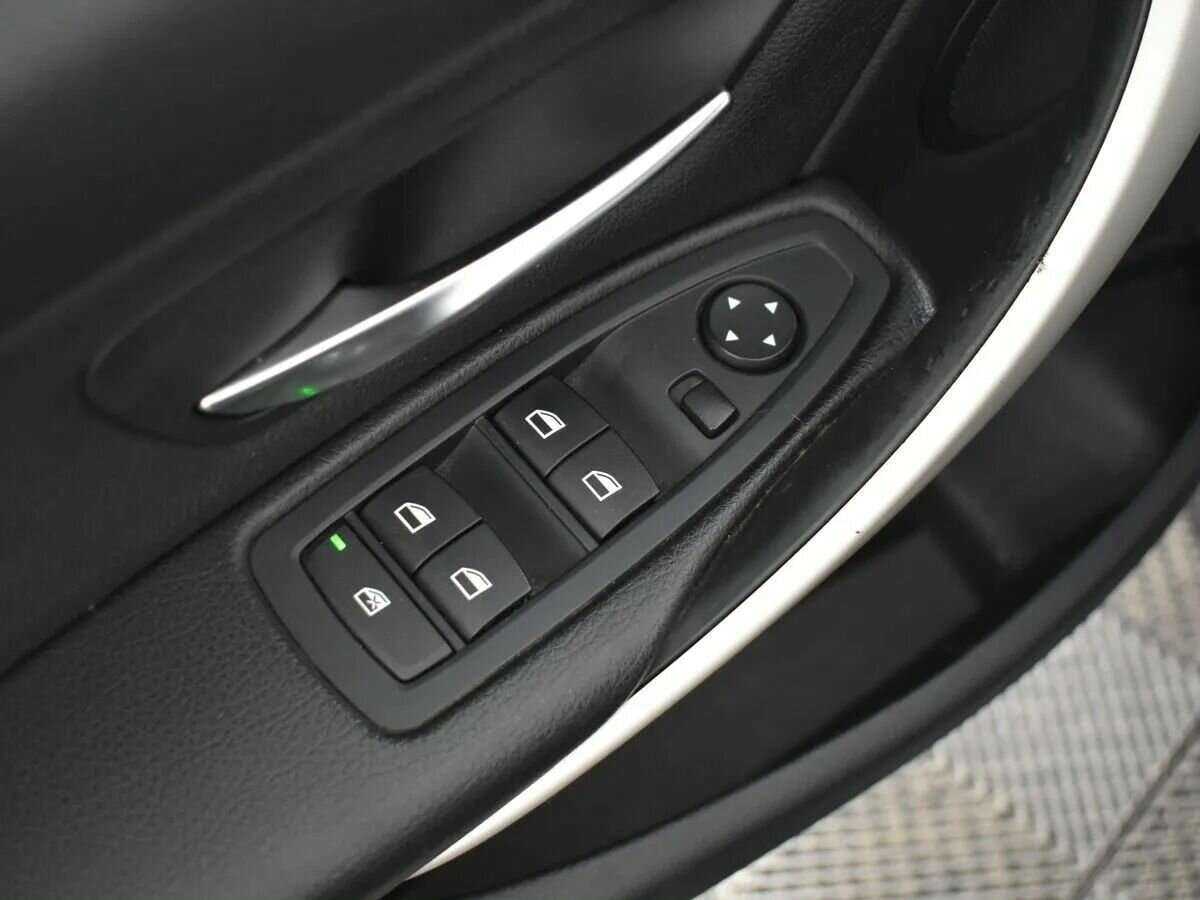 BMW 3 серии 316i, 2014 - фото №4