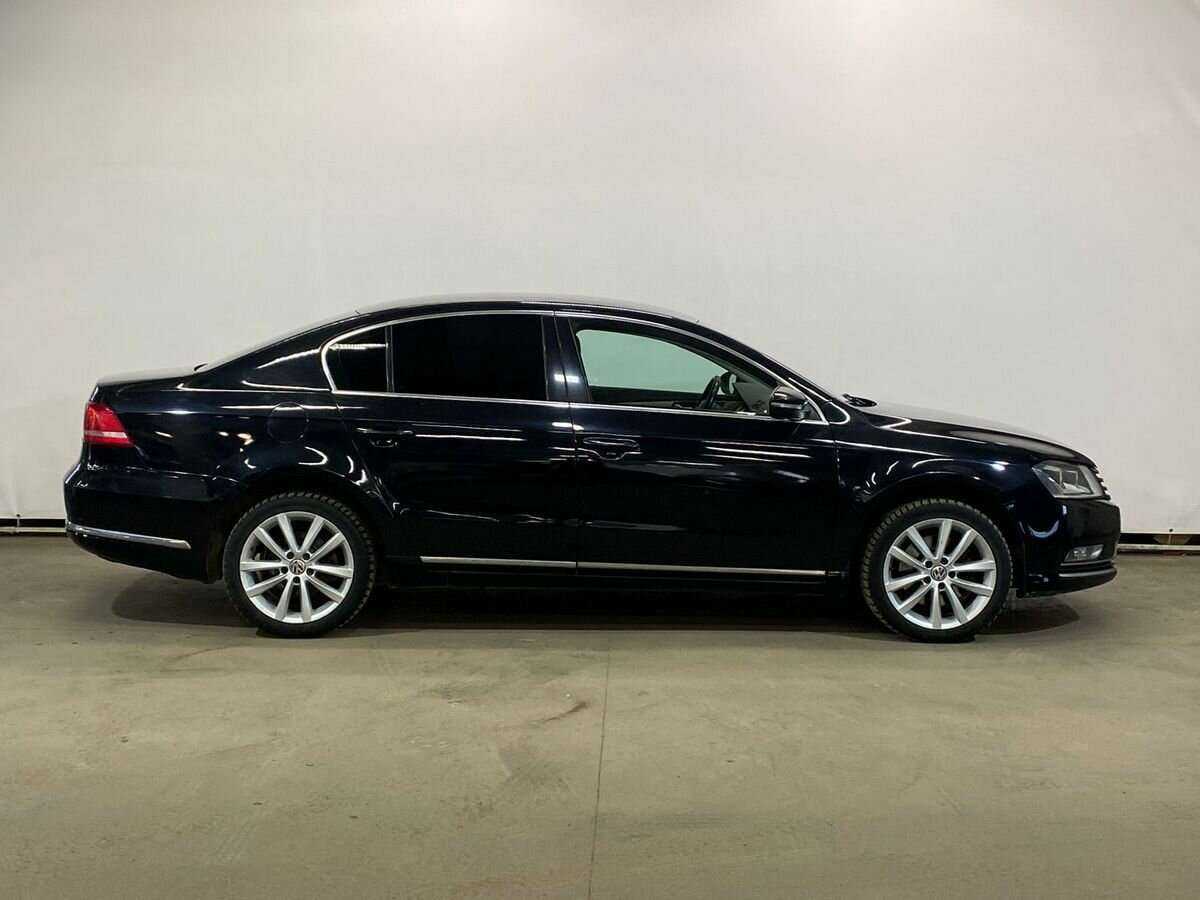 Volkswagen Passat, 2012 - фото №4